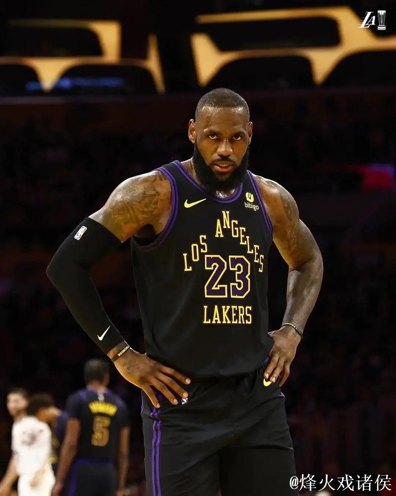 杜兰特狂砍30分詹姆斯手感冰凉 湖人负太阳三连胜终结 杜兰特狂砍30分詹姆斯手感冰凉 湖人负太阳三连胜终结